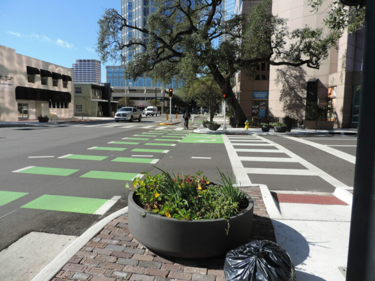 bike lanes in downtown Tampa